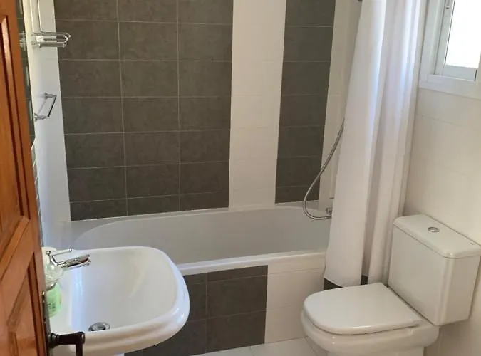 Casa Frijo Tropicana نيرخا